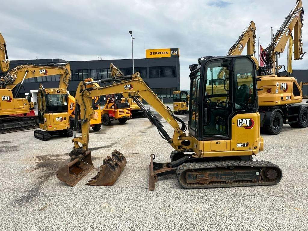 CAT 302.7 Minikoparki