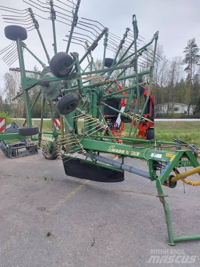 Krone Swadro 800/26 Ciągnikowe żniwiarki pokosowe
