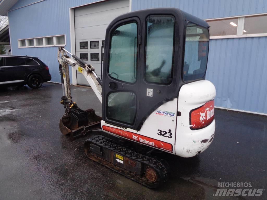 Bobcat 323 Minikoparki