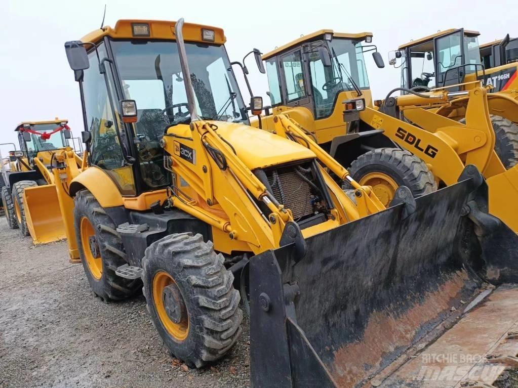 JCB 3 CX Koparko-ładowarki