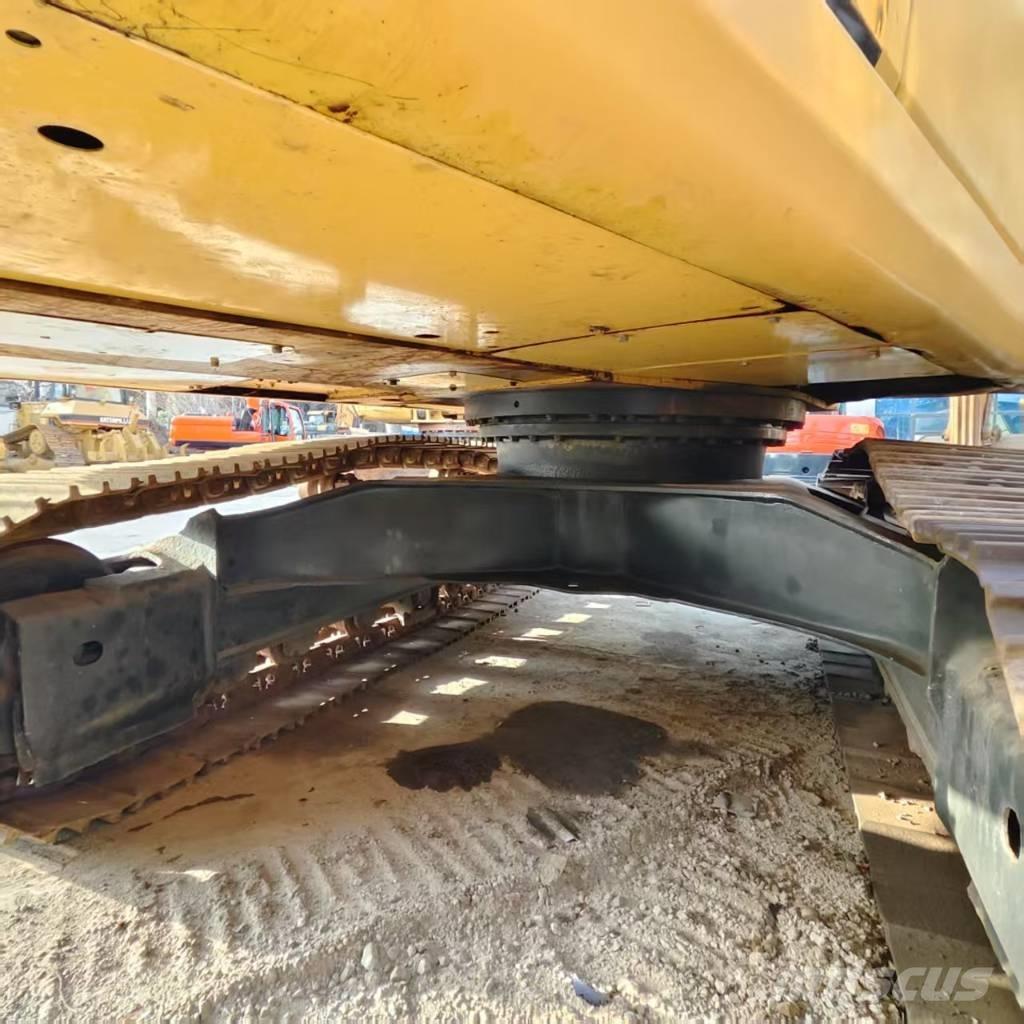 Komatsu PC 200-7 Koparki gąsienicowe