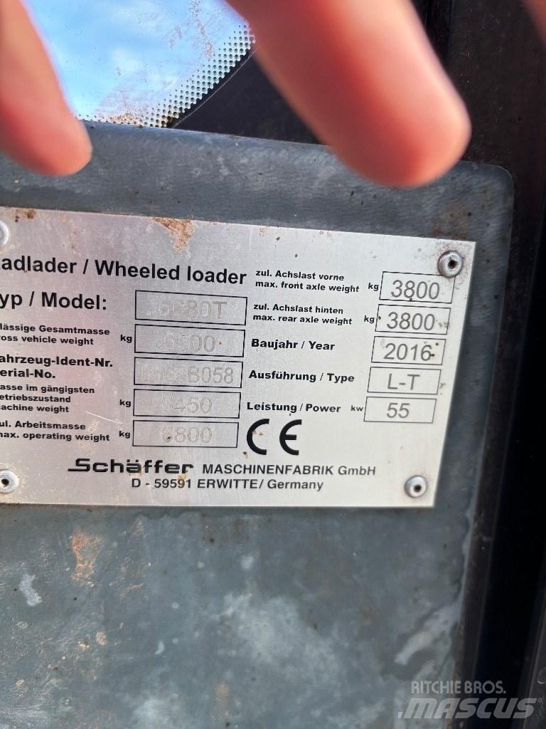 Schäffer 6680 T Teleskopowe ładowarki kołowe