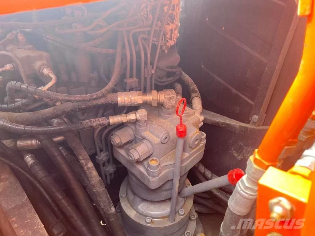 Hitachi 120 Koparki gąsienicowe