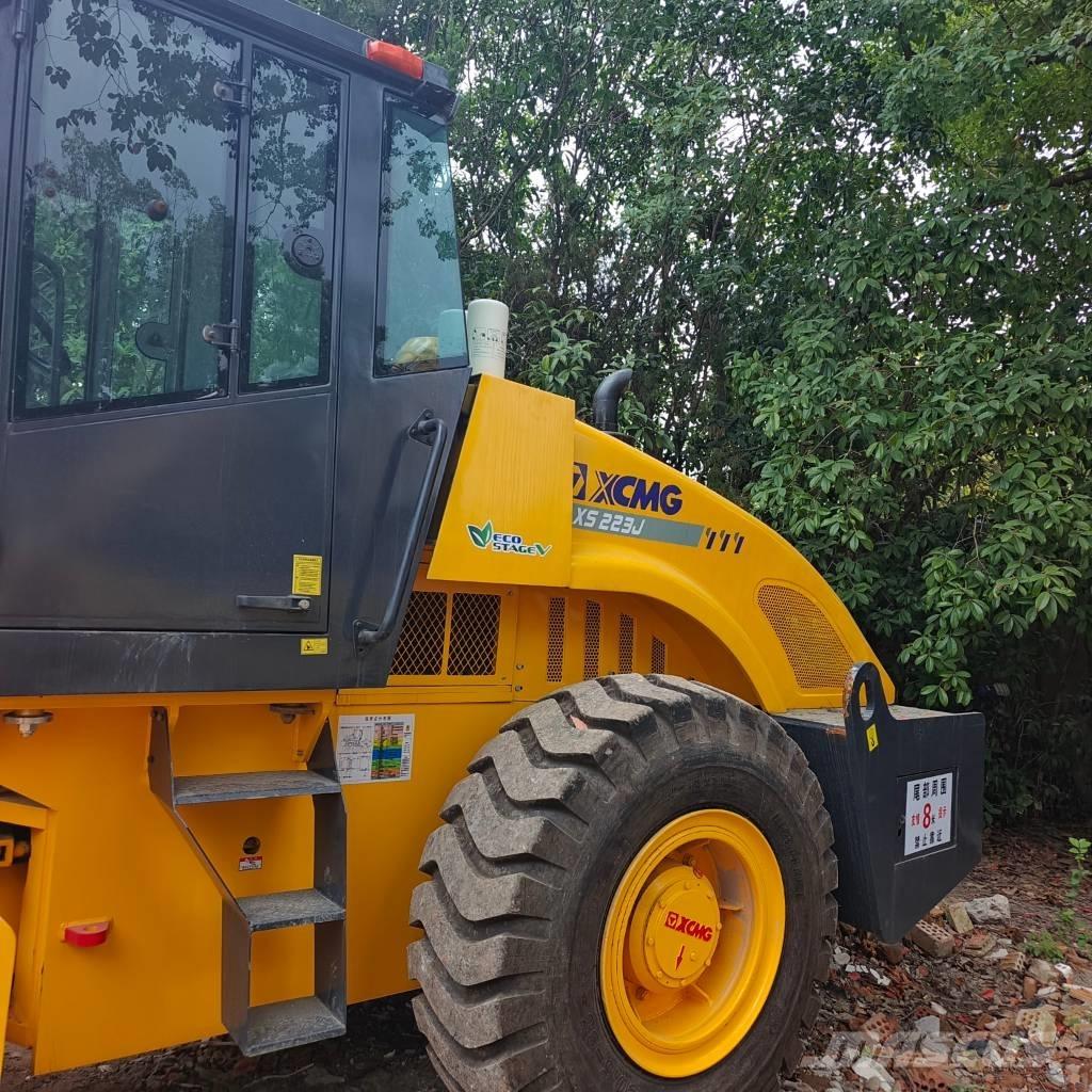 XCMG XS 223 J Walce jednobębnowe