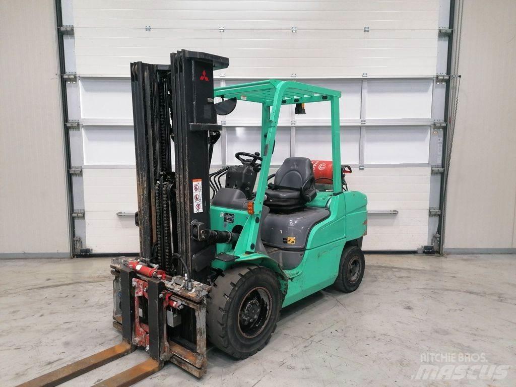 Mitsubishi FG35NT Wózki LPG