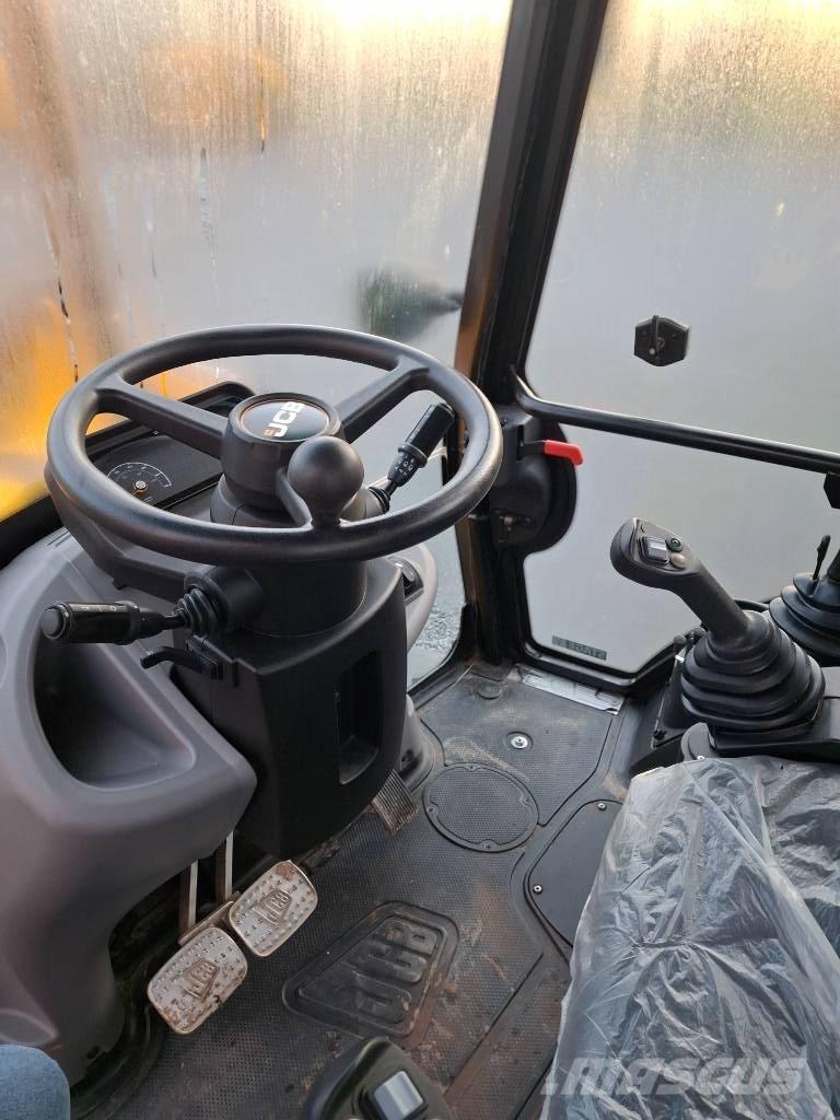 JCB 3CX PLUS AEC Koparko-ładowarki
