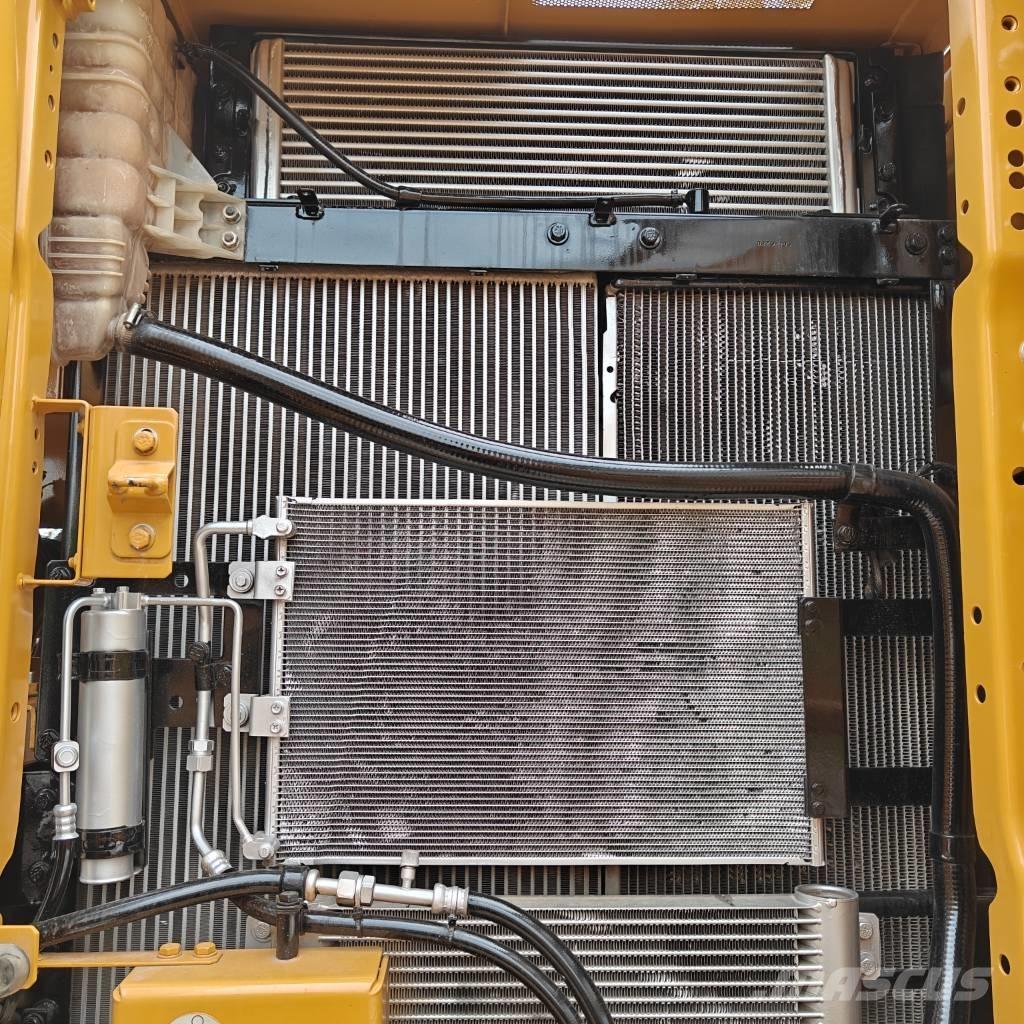 CAT 320 Koparki gąsienicowe