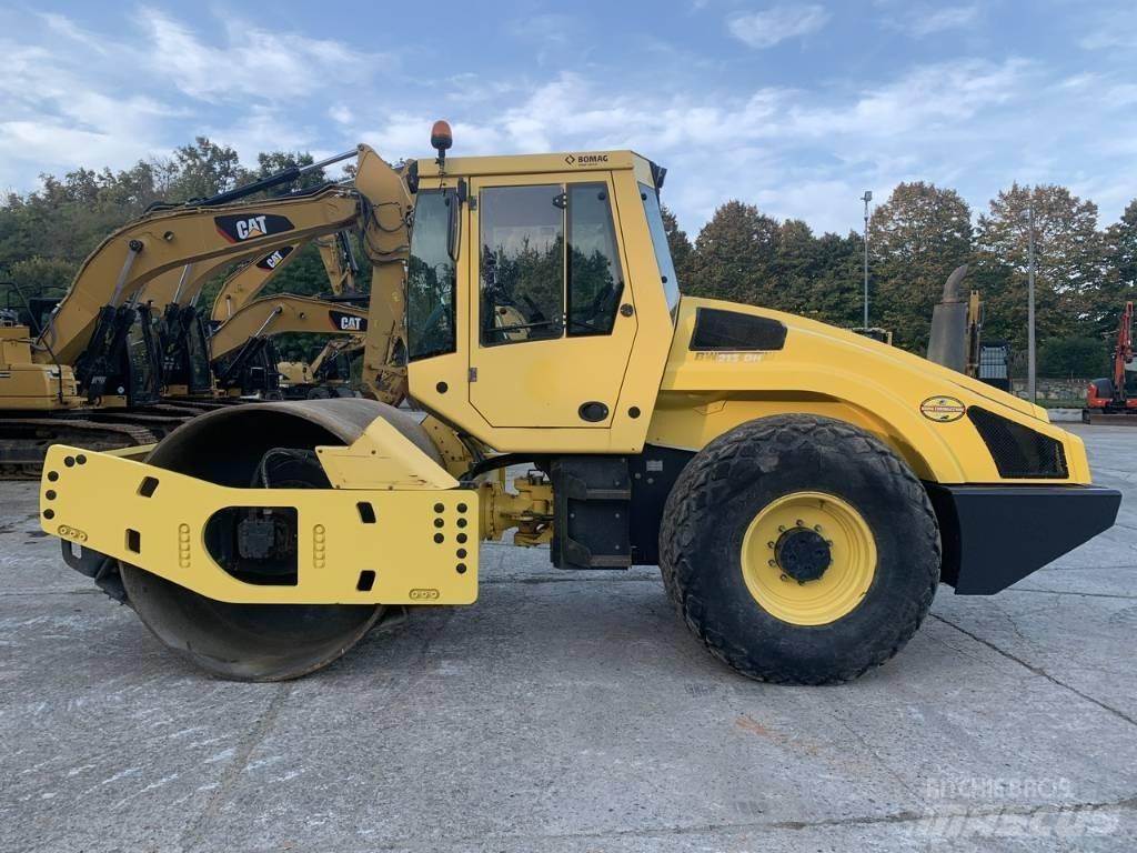 Bomag BW 213 D H-4 Walce jednobębnowe