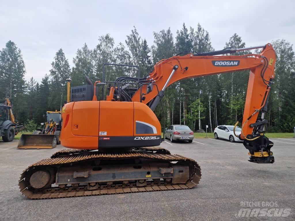 Doosan DX 235 LCR-5 Koparki gąsienicowe
