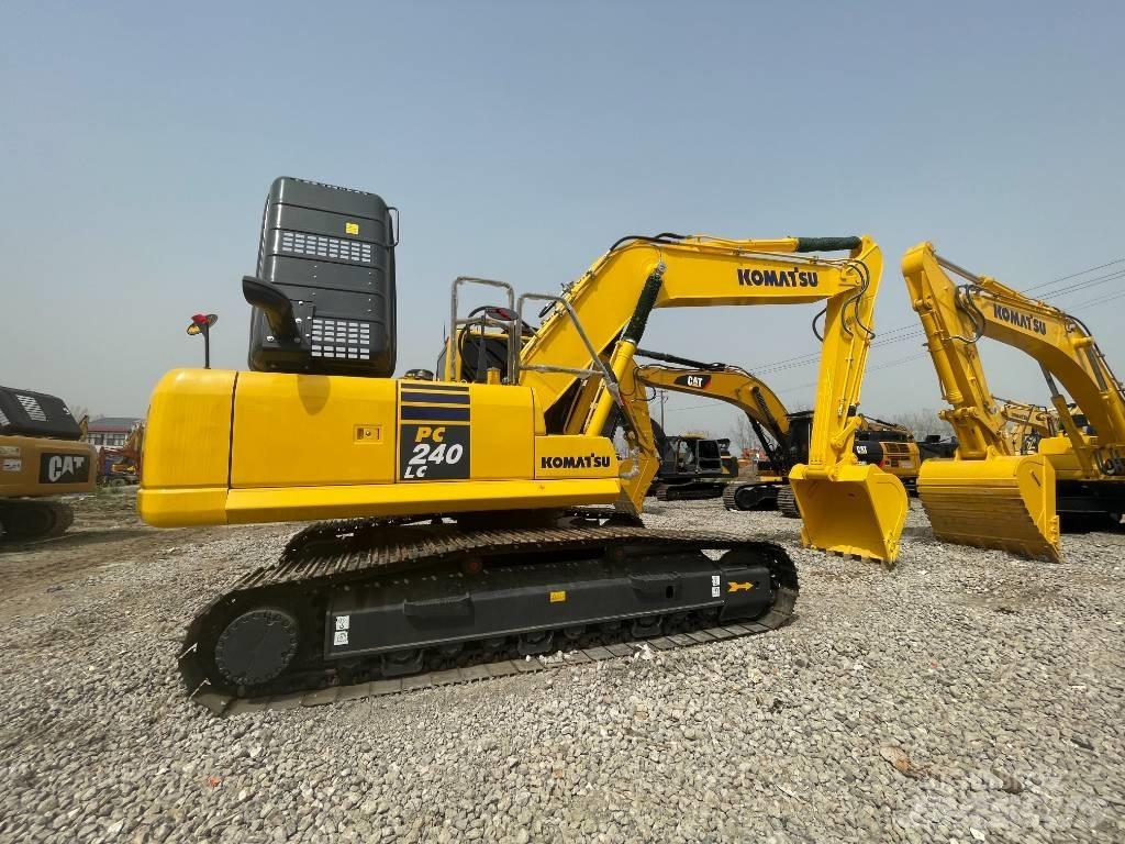 Komatsu PC 240 Koparki gąsienicowe