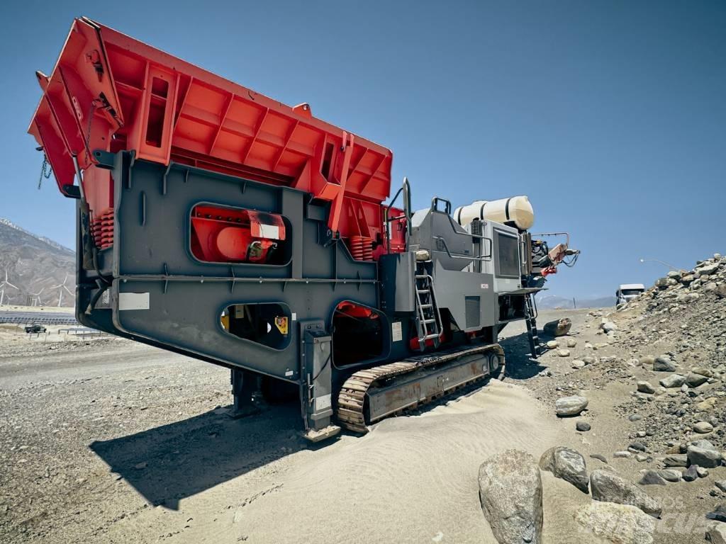 Sandvik QJ 341 Kruszarki