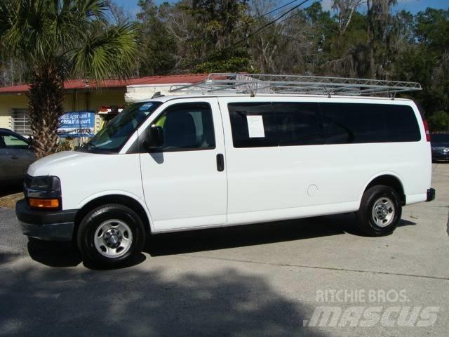 Chevrolet G3500 Busy / Vany
