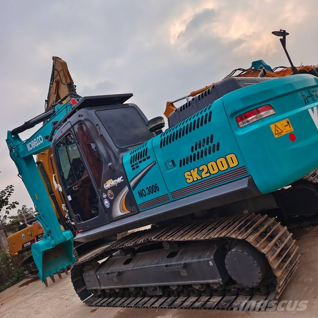 Kobelco SK 200-8 Koparki gąsienicowe