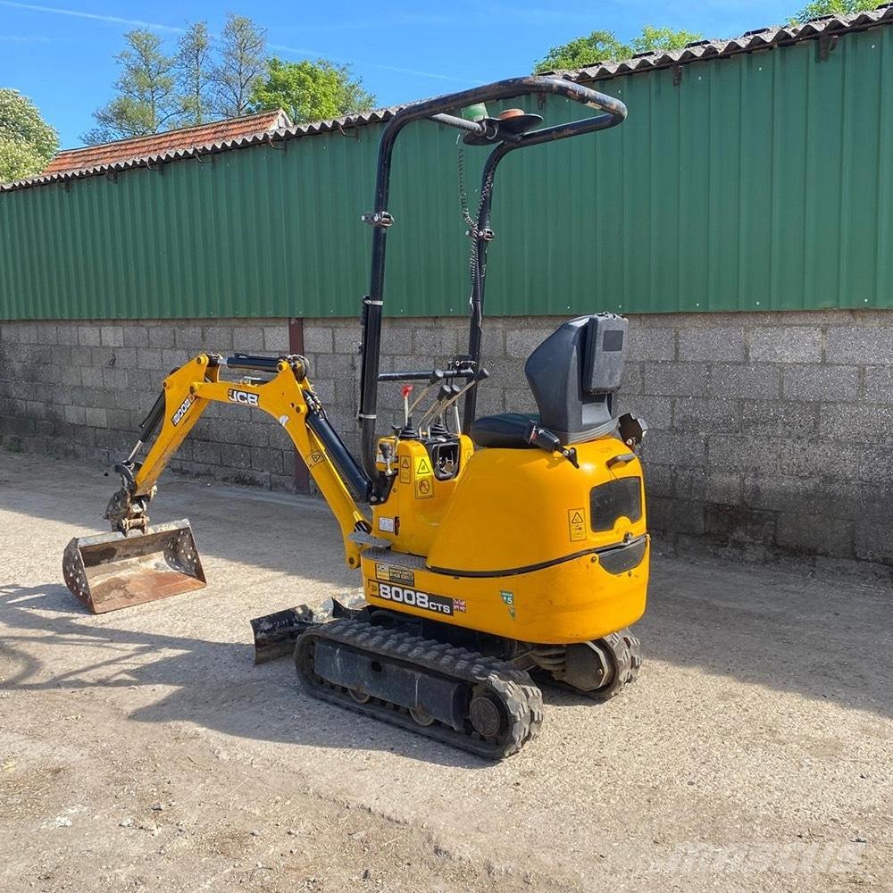 JCB 8008 Minikoparki