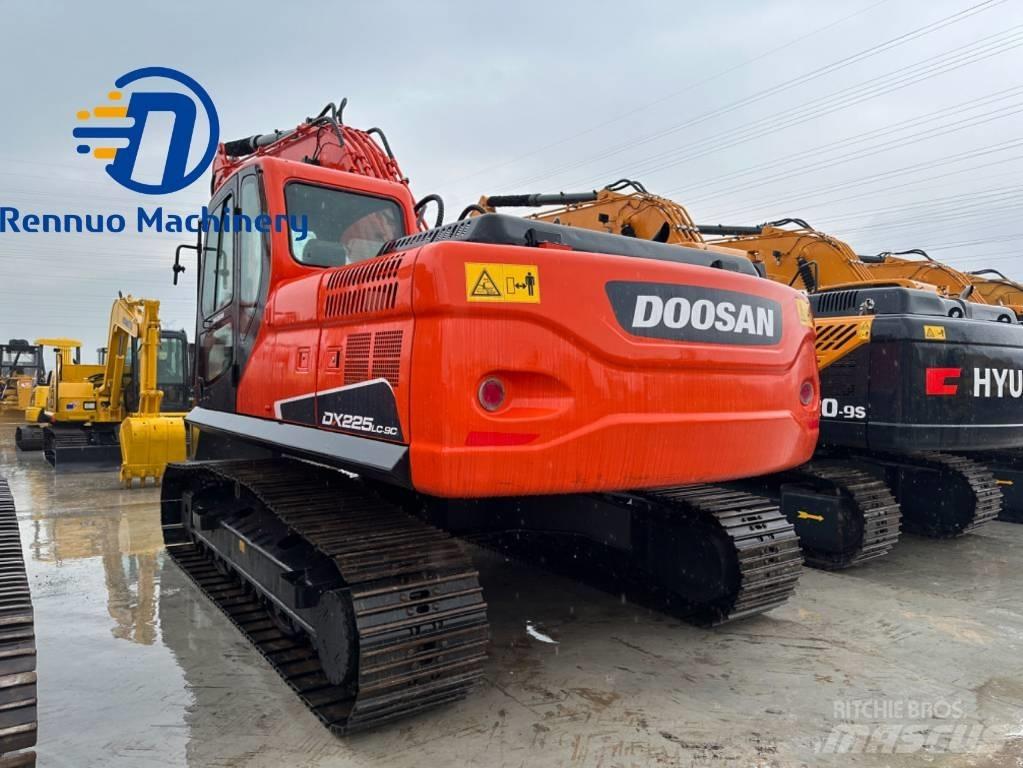 Doosan DX 225 LC-9C Koparki gąsienicowe