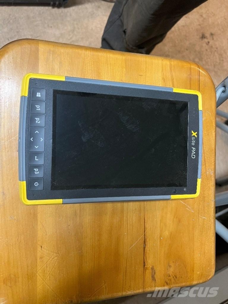 Komatsu PW 158-11 E0 Koparki kołowe