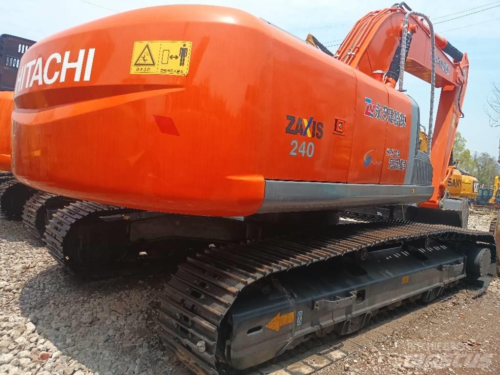 Hitachi ZX 240 Koparki gąsienicowe