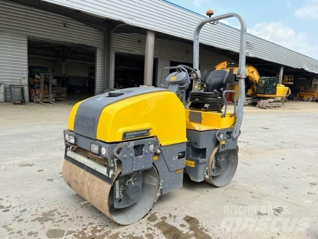 Dynapac CC 1100 Walce dwubębnowe