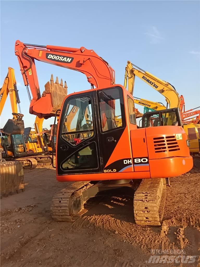 Doosan DH80G Koparki gąsienicowe