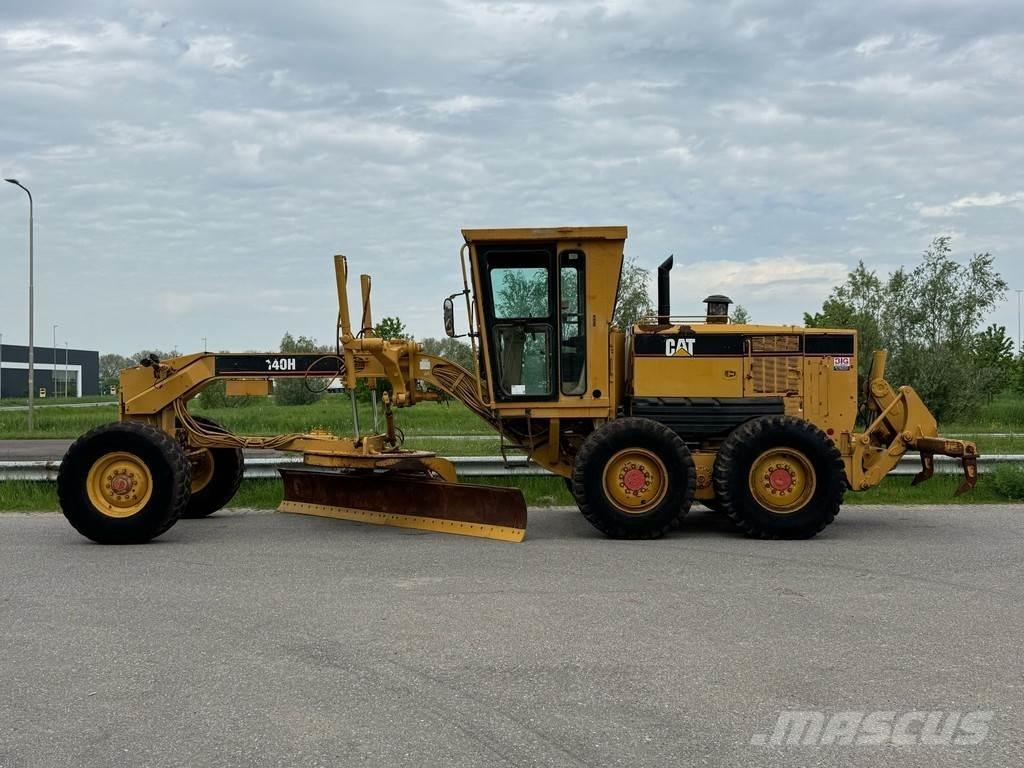 CAT 140H Równiarki