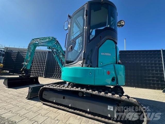 Kobelco SK26SR-7 Minikoparki