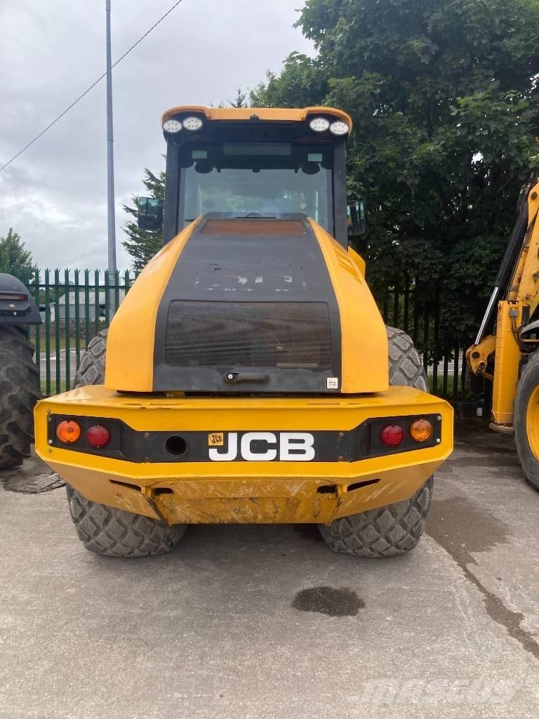 JCB VM137 2015 Walce jednobębnowe