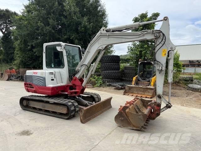 Takeuchi TB 250 Minikoparki