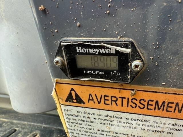 Takeuchi TB 250 Minikoparki