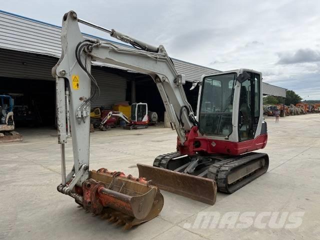 Takeuchi TB 250 Minikoparki
