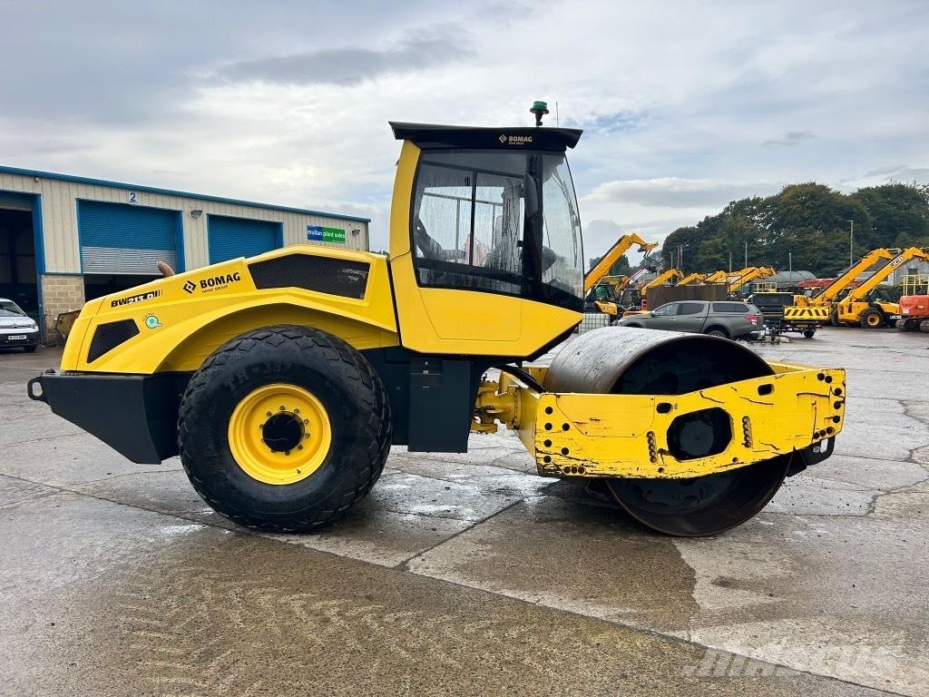 Bomag BW213 D-5 Walce jednobębnowe
