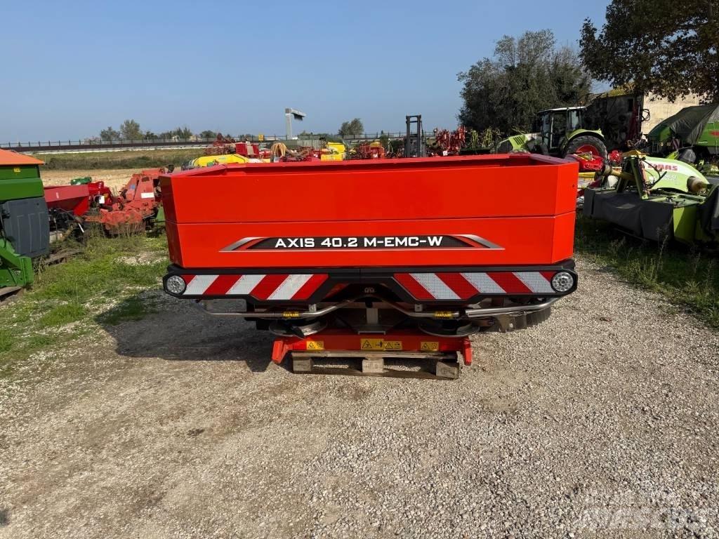 Kuhn AXIS 40.2 Opryskiwacze do nawozów sztucznych