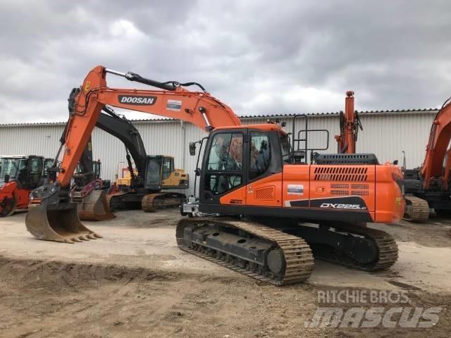 Doosan DX225LC-5 Koparki gąsienicowe