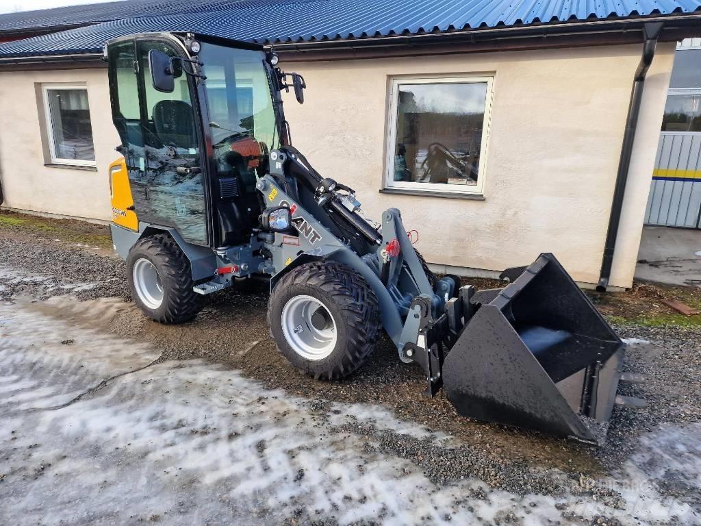 GiANT G2300 HD Ładowarki wielofunkcyjne