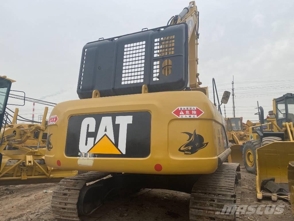 CAT 330 D Koparki gąsienicowe