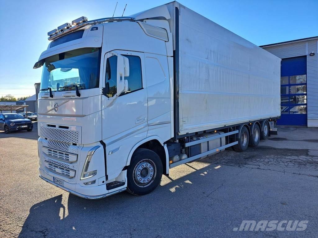 Volvo FH Ciężarówki typu Platforma / Skrzynia