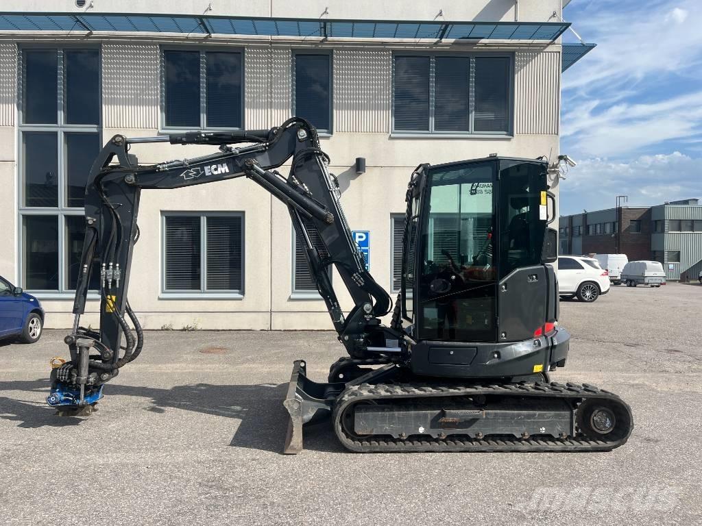ECM 65 TR Minikoparki