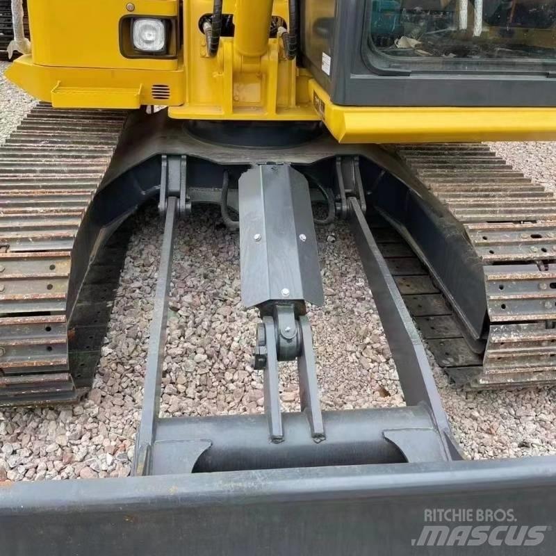 Komatsu PC70 Koparki gąsienicowe