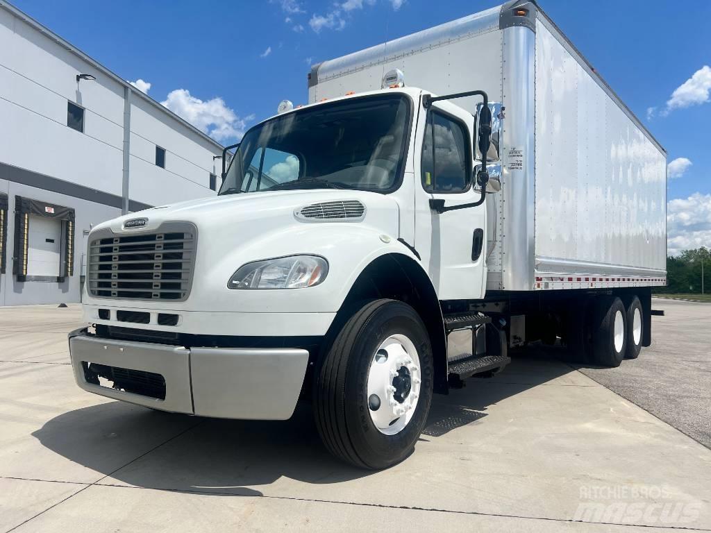 Freightliner M 106 Samochody ciężarowe ze skrzynią zamkniętą