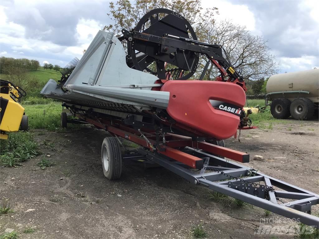 Case IH 3100 Głowice ścinkowe