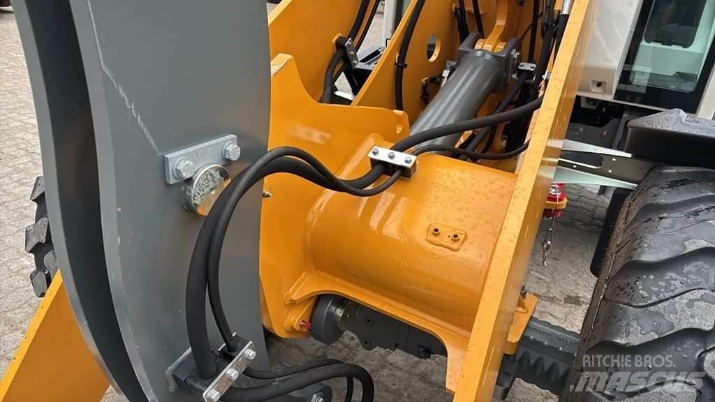 Liebherr L 506 Koparki specjalne