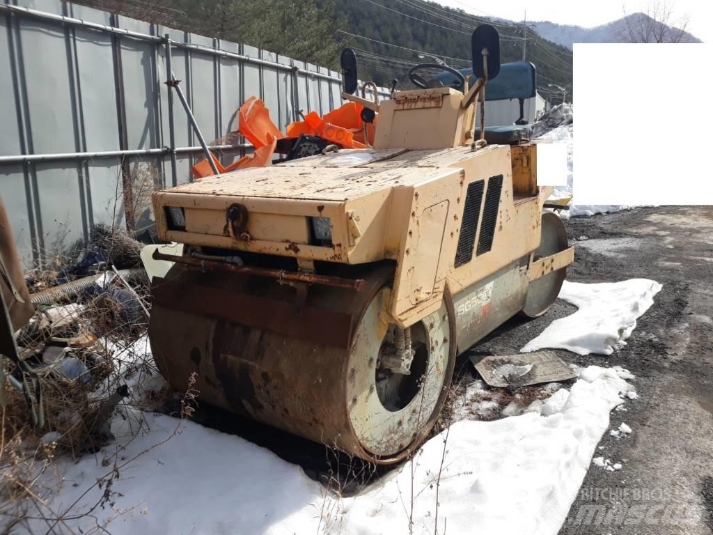 Sakai SG500 Walce jednobębnowe