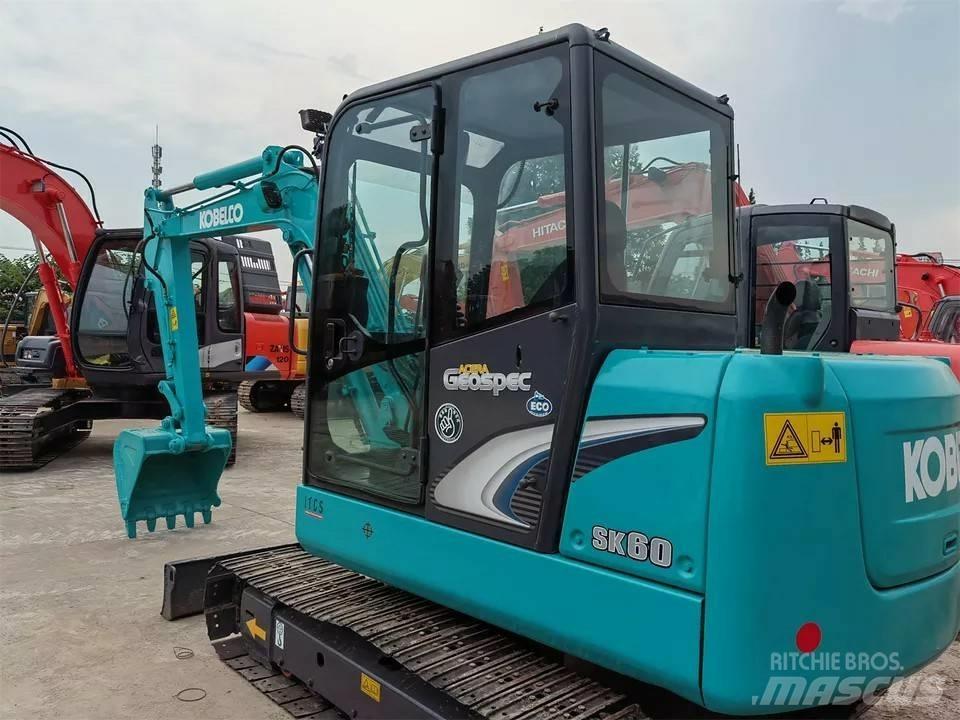 Kobelco SK 60 Koparki gąsienicowe