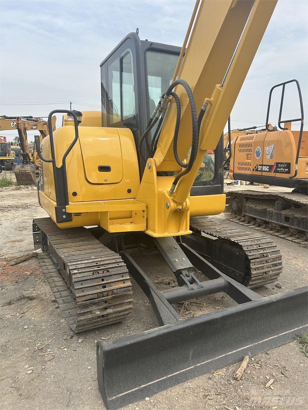 Komatsu PC 56 Minikoparki