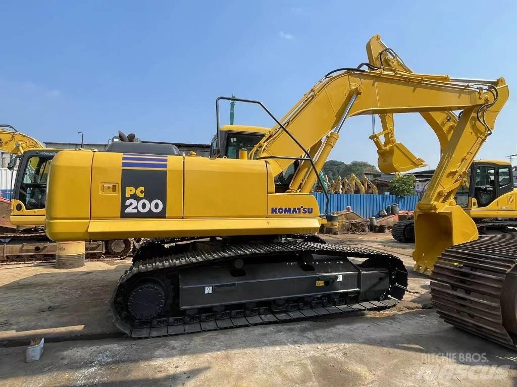 Komatsu PC 200-7 Koparki gąsienicowe