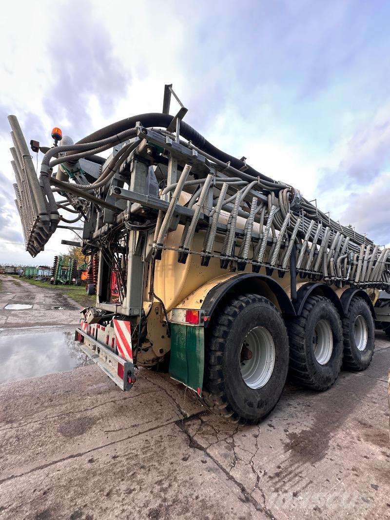 Samson PG 25 Rozrzutnik obornika