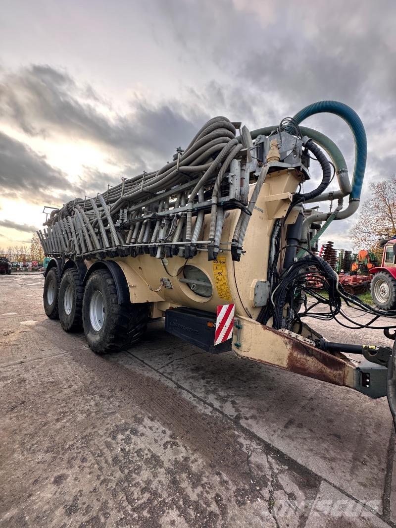 Samson PG 25 Rozrzutnik obornika