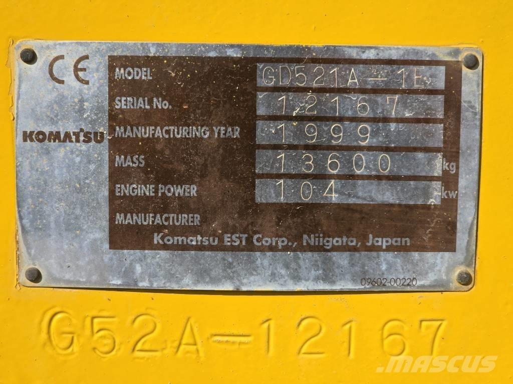 Komatsu GD521A-1 Równiarki