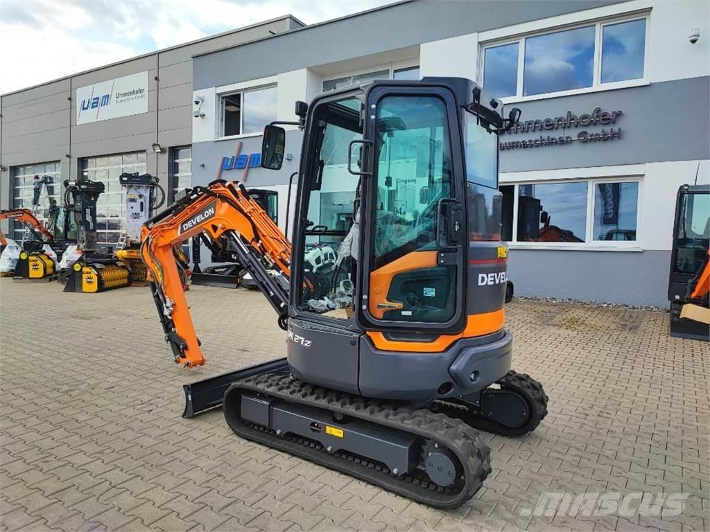 Develon DX27Z-7 Maszyny rolnicze - Inne