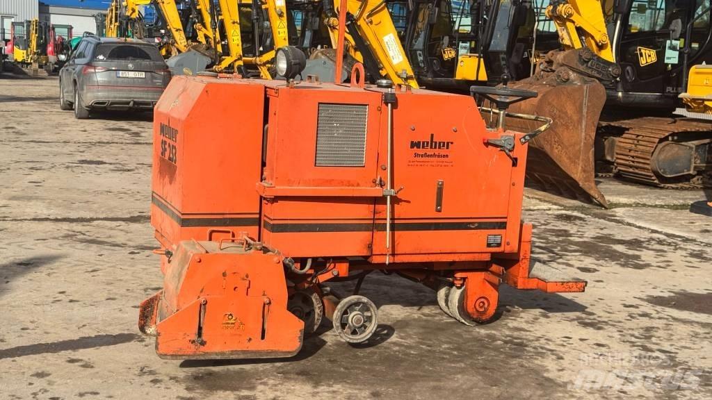 Weber SF253 Maszyny do przecinania asfaltu