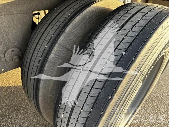Hyundai  Przyczepy ze skrzynią zamkniętą